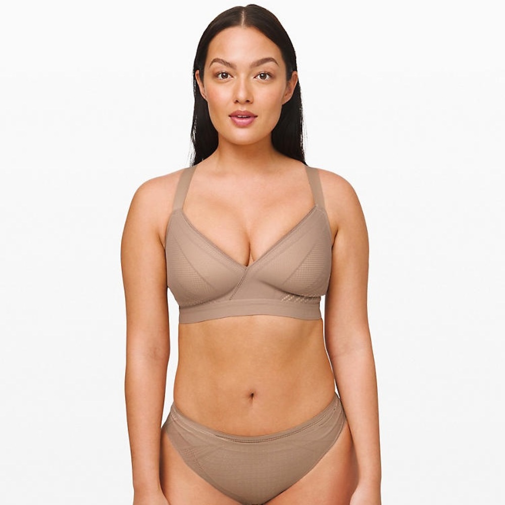 Lululemon awake to lace bra